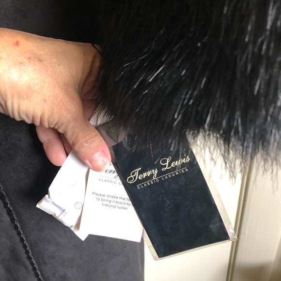 Terry Lewis long black luxury coat - Picture 7 of 16